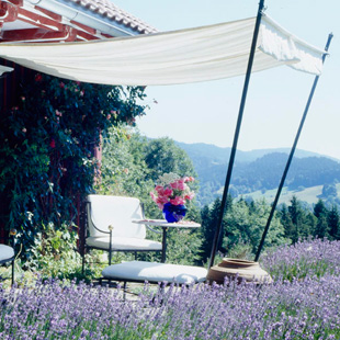 Sonnenschutz für Terrasse oder Balkon einfach selber machen